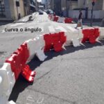 Barrera New Jersey Plegable y Apilable.